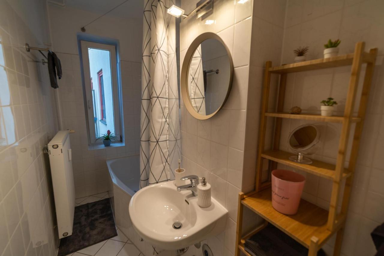 מגדבורג 2 Bedroom 65Qm - Kitchen - Central - Netflix מראה חיצוני תמונה